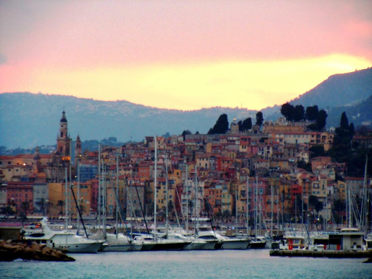 Residence Le Mediterranee Menton Bagian luar foto